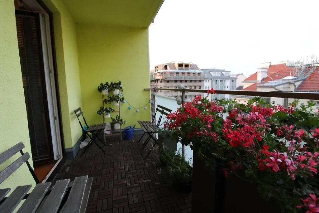 Modern Spacious, 2 Bedroom, Free Parking Viena Austria